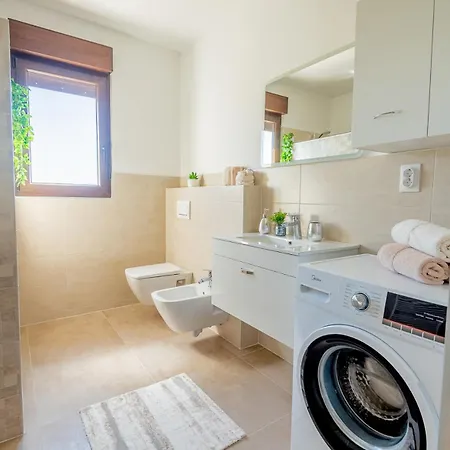 Jadranka With Private Pool & Valley View In Istria