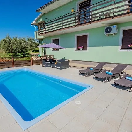 Apartmán Jadranka With Private Pool & Valley View In Istria