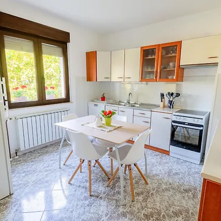 Apartmán Jadranka With Private Pool & Valley View In Istria Gorica (Istria)