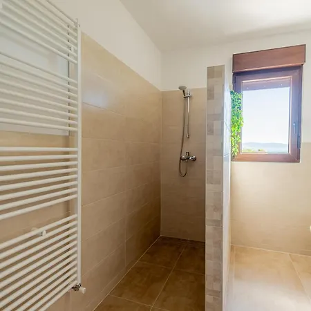 Jadranka With Private Pool & Valley View In Istria Gorica (Istria)