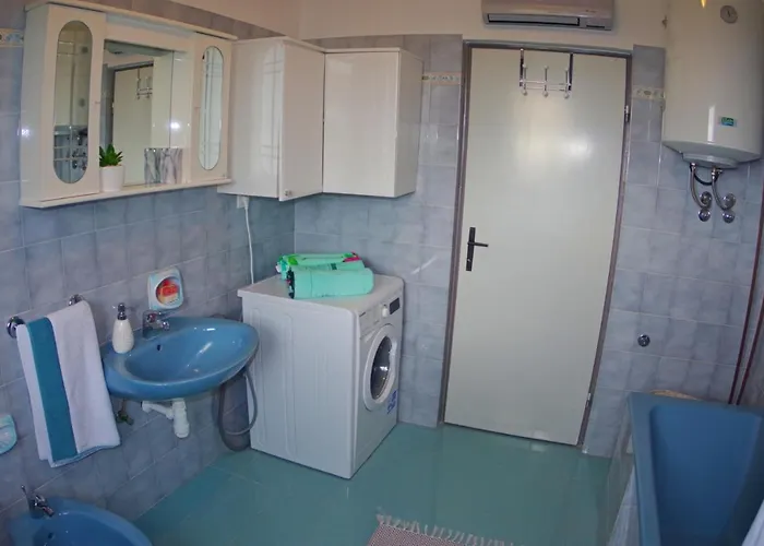 Jadranka, Sutivanac - Risi