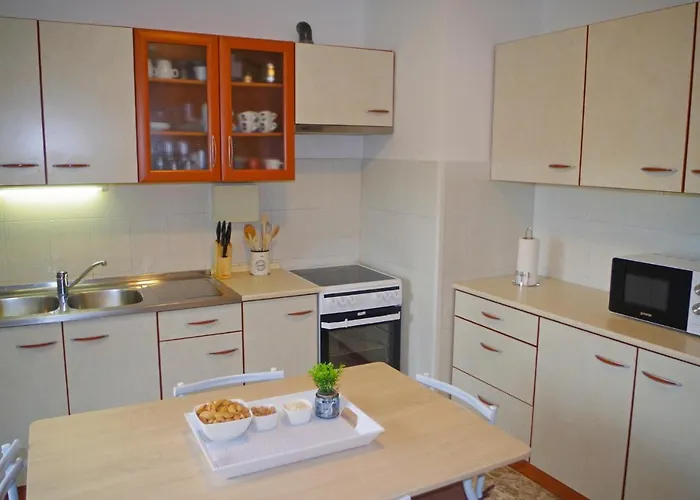 Jadranka, Sutivanac - Risi *